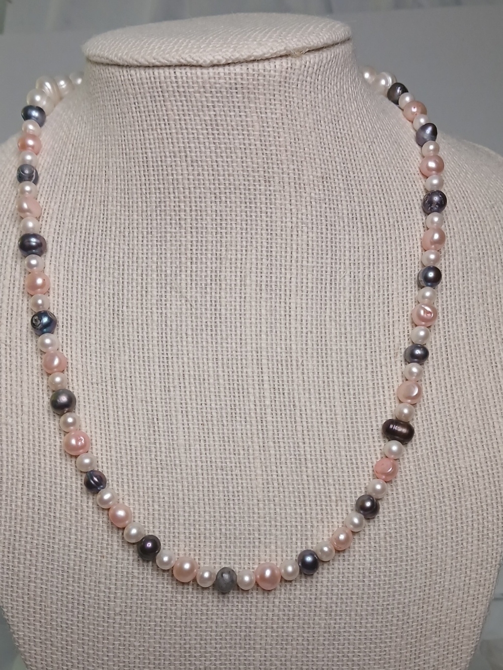19" Multicolor Freshwater Pearl Necklace - Elegant Pink, White & Peacock Pearls